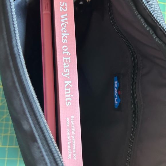 KAVU Charcoal Messenger Bag - Picture 5 of 5